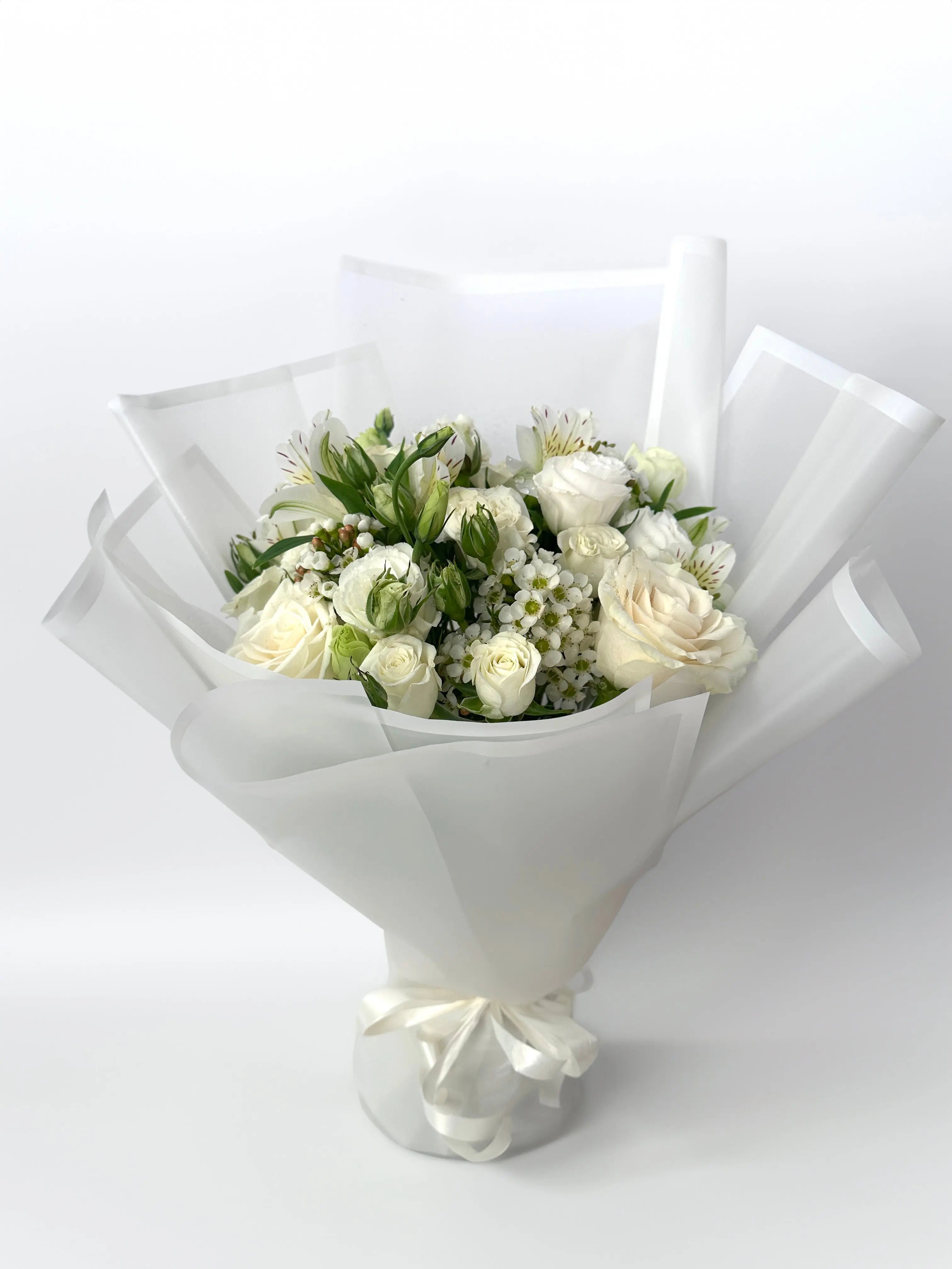 pure-white-rose-bouquet-dubai