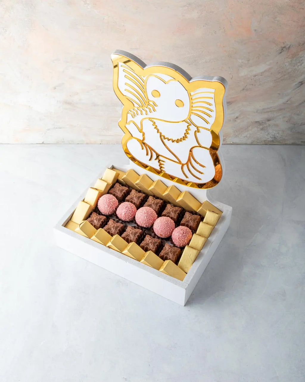diwali-lord-ganesh-gift-tray-dubai