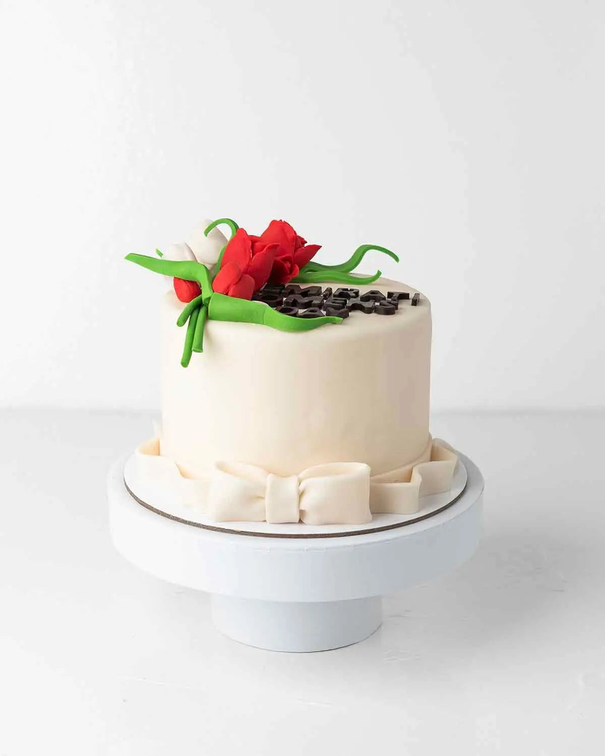 emirati-womens-day-customizable-cake-dubai