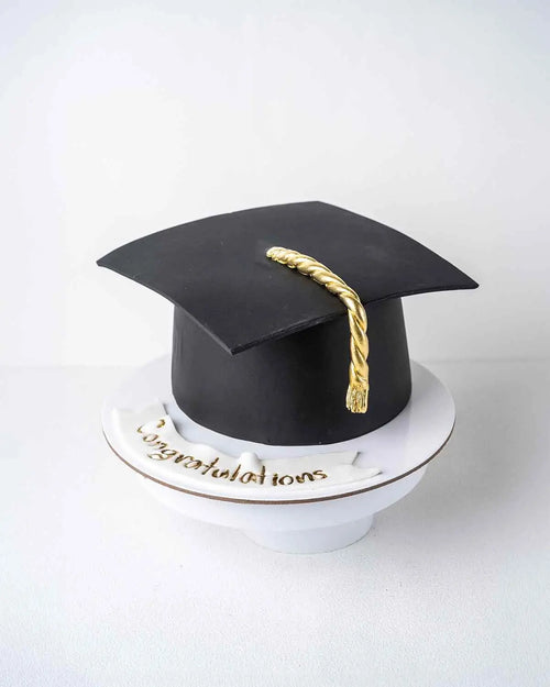 1-5kg-graduation-cake-dubai