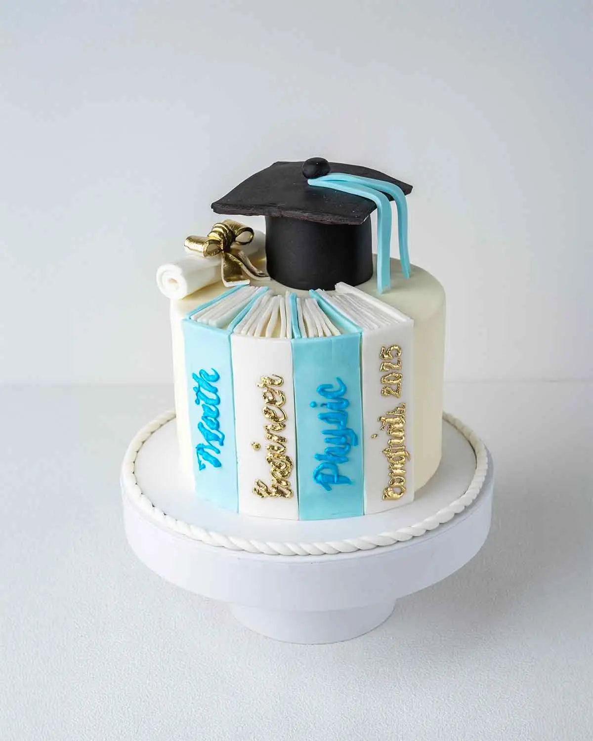 graduation-cake-for-him-dubai