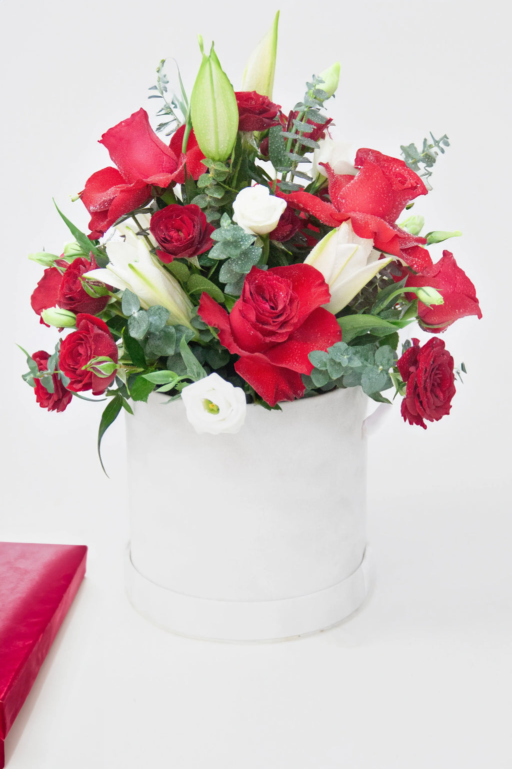 romance-bloom-hat-box-dubai