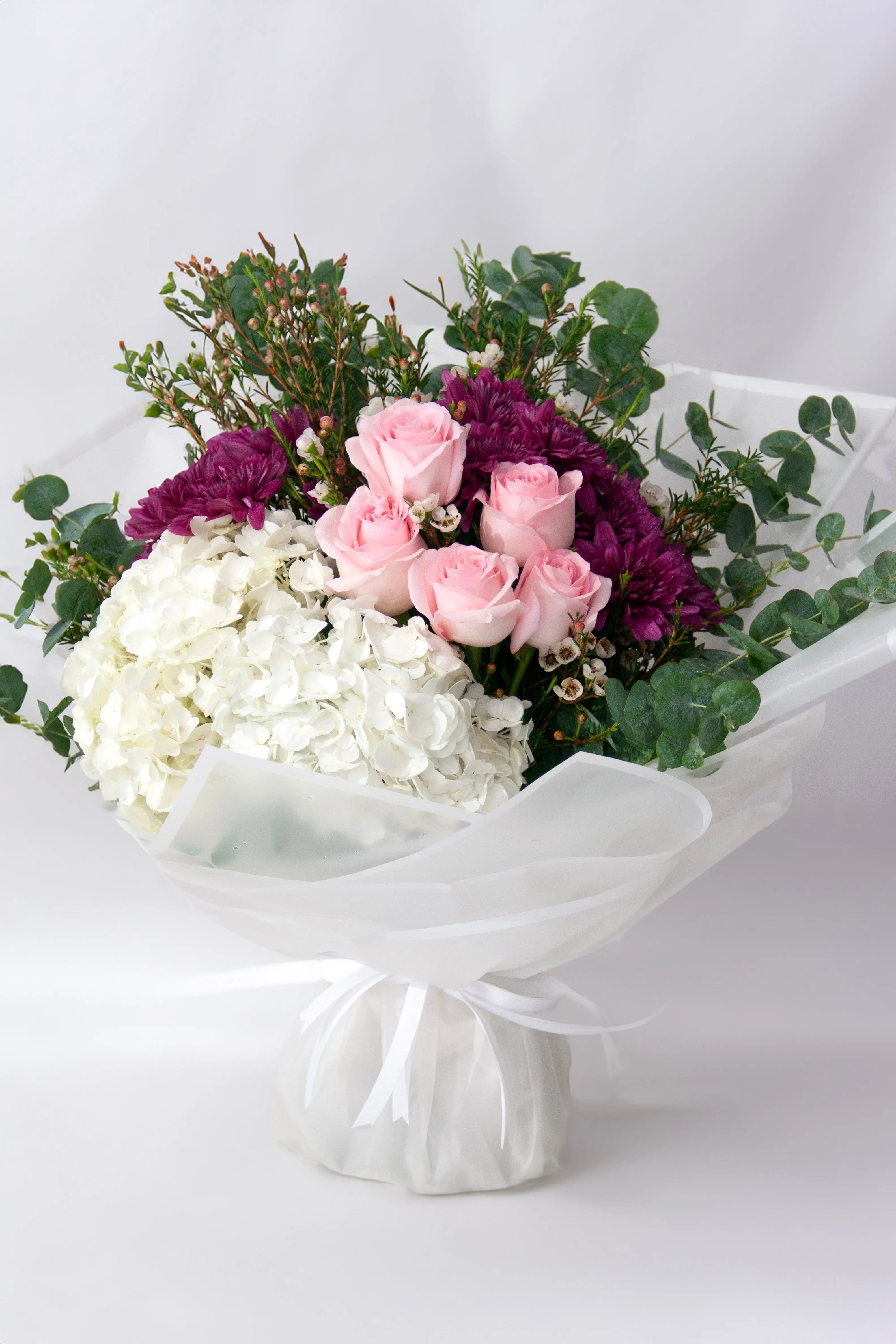 blush-garden-hydrangea-rose-bouquet-dubai