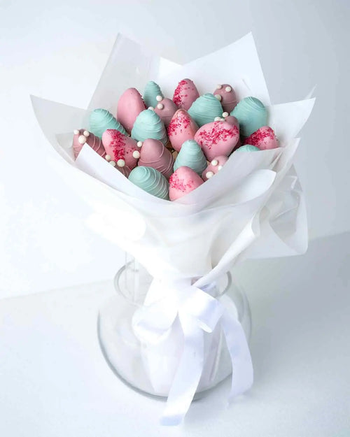 22-pastle-strawberries-bouquet-dubai