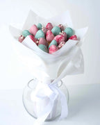 22-pastle-strawberries-bouquet-dubai
