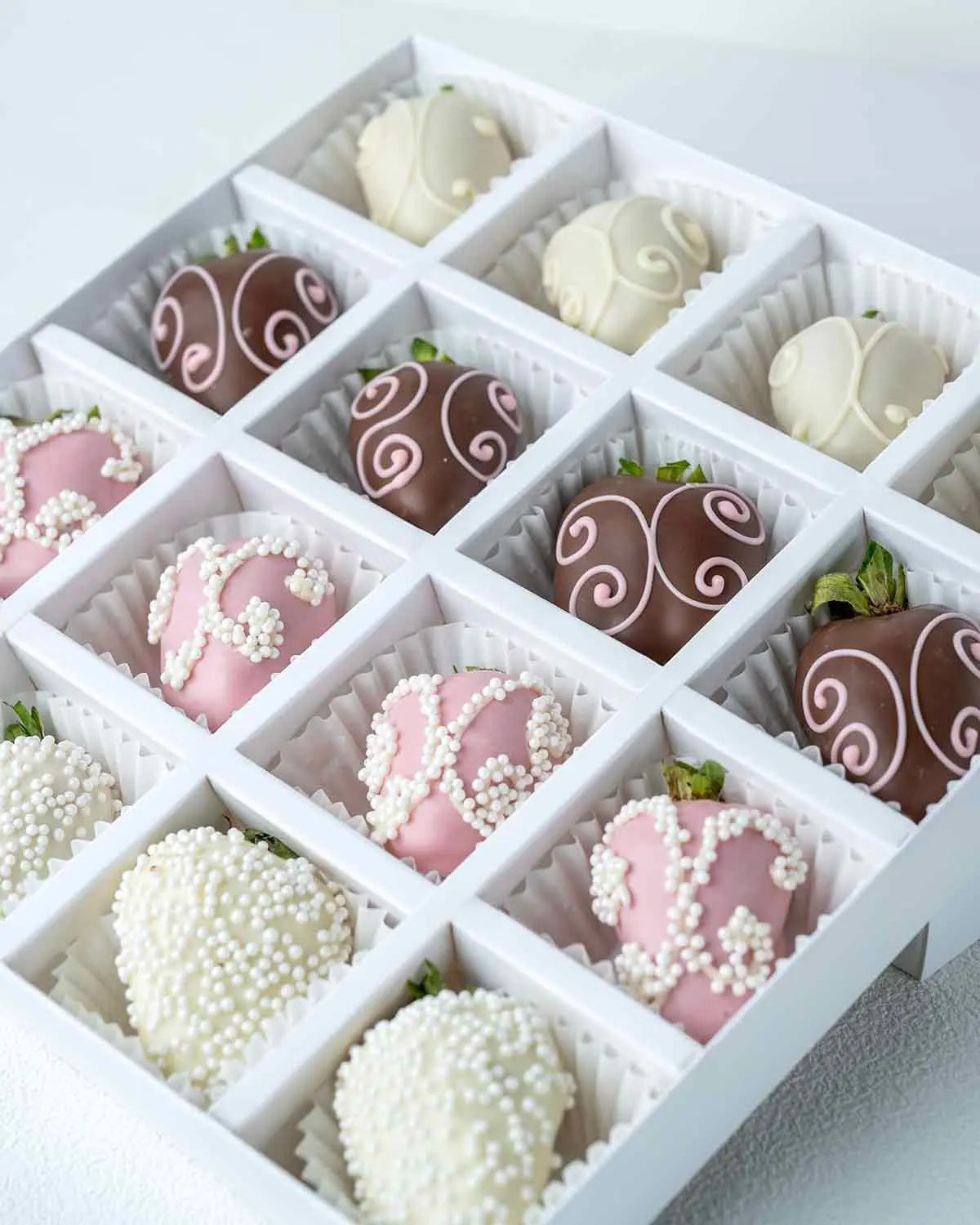 16-mothers-day-special-strawberries-dubai