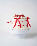 bows-and-berry-1-kg-cake-by-cravings-cafe-dubai