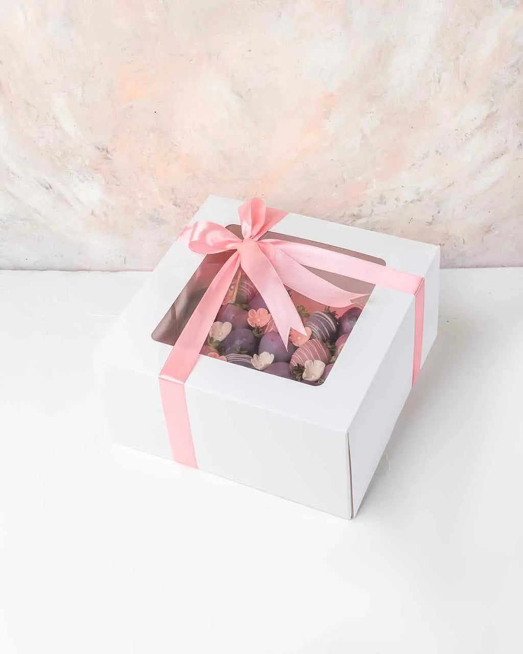 womens-day-special-strawberries-dubai