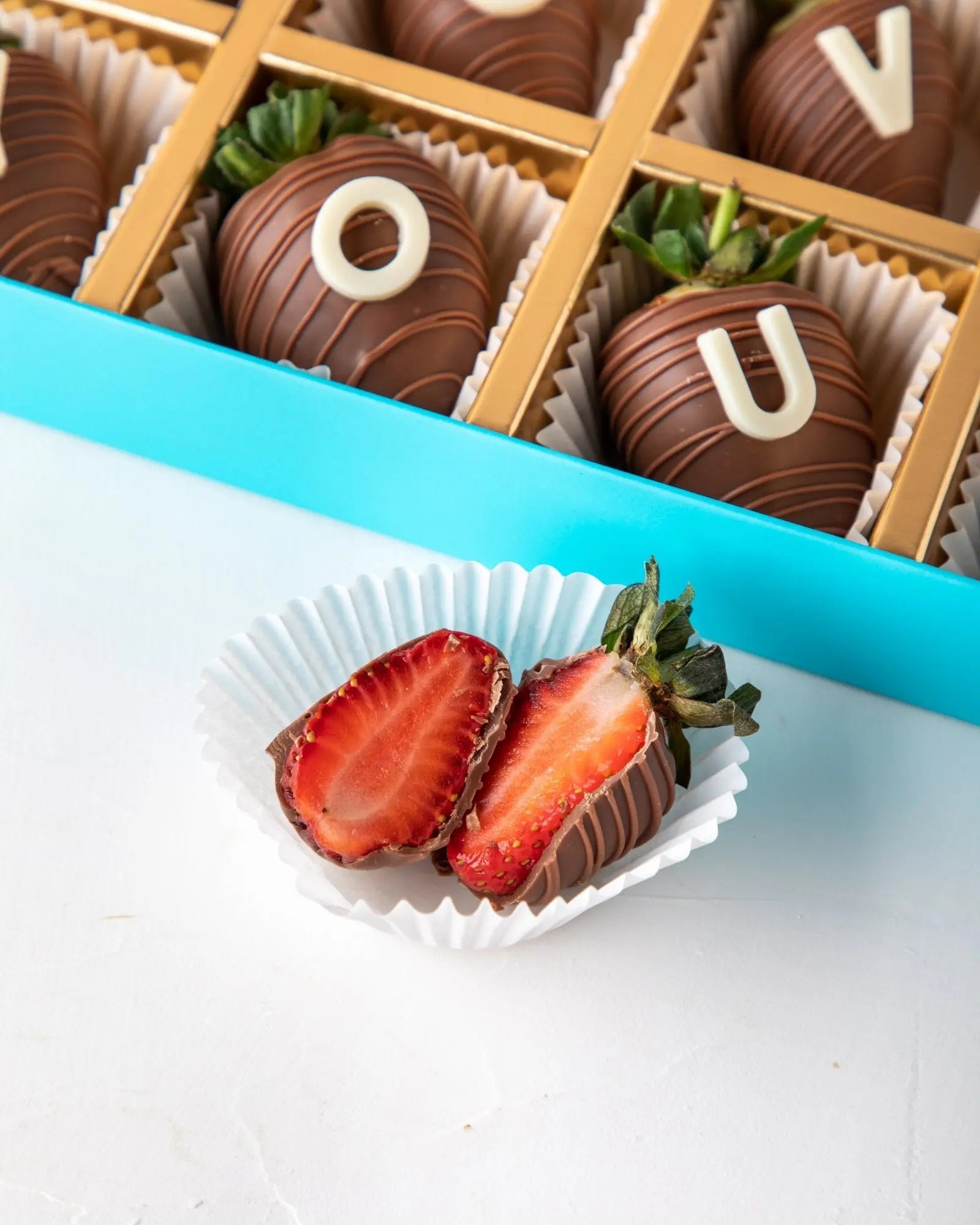 fathers-day-chocolate-strawberries-dubai