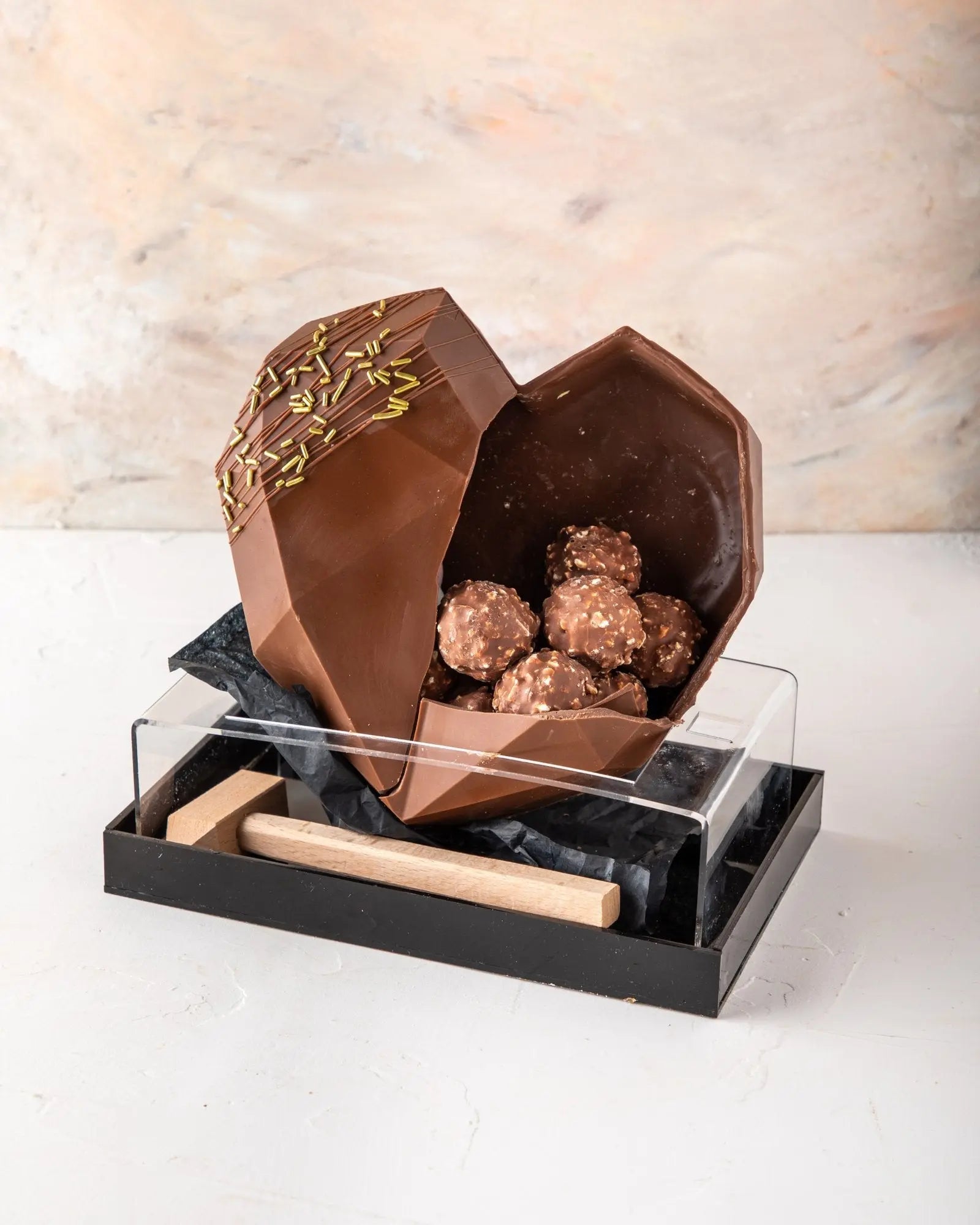 heart-of-chocolate-dubai