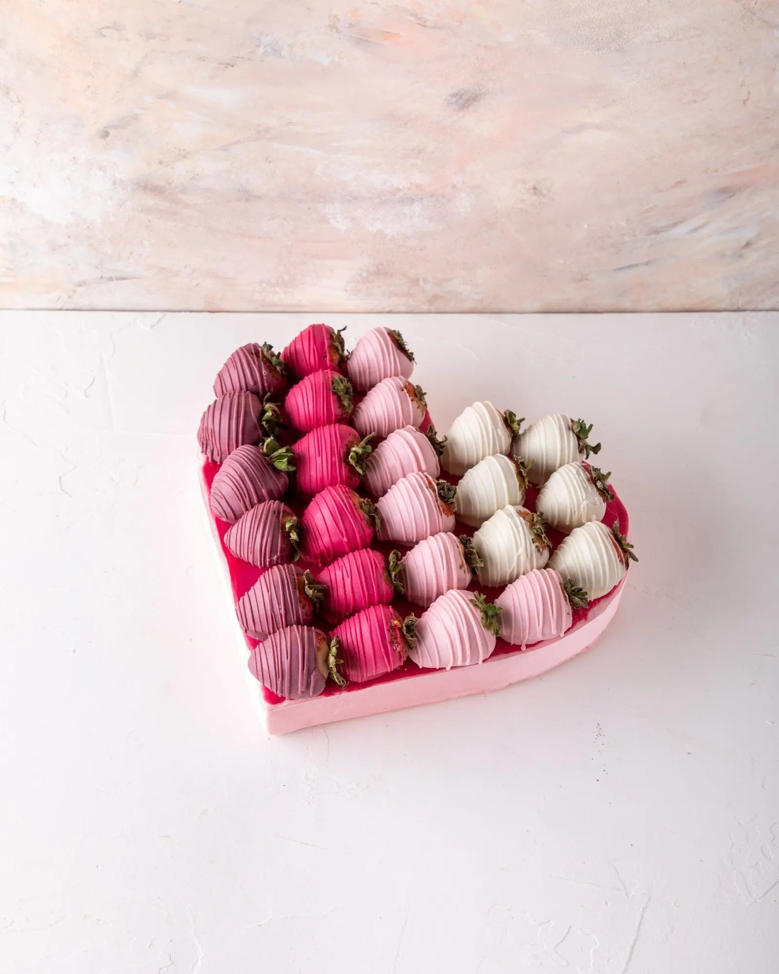 ombre-strawberries-dubai