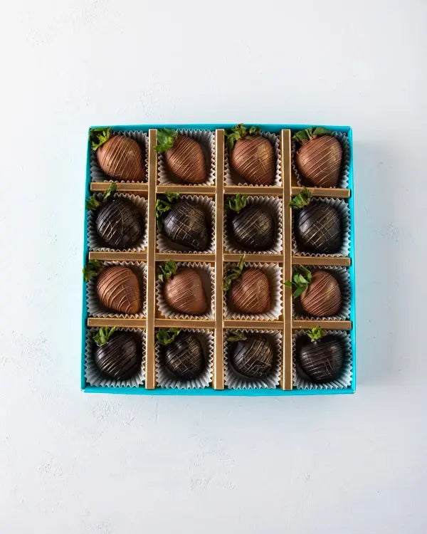 dark-and-milk-chocolate-strawberries-dubai