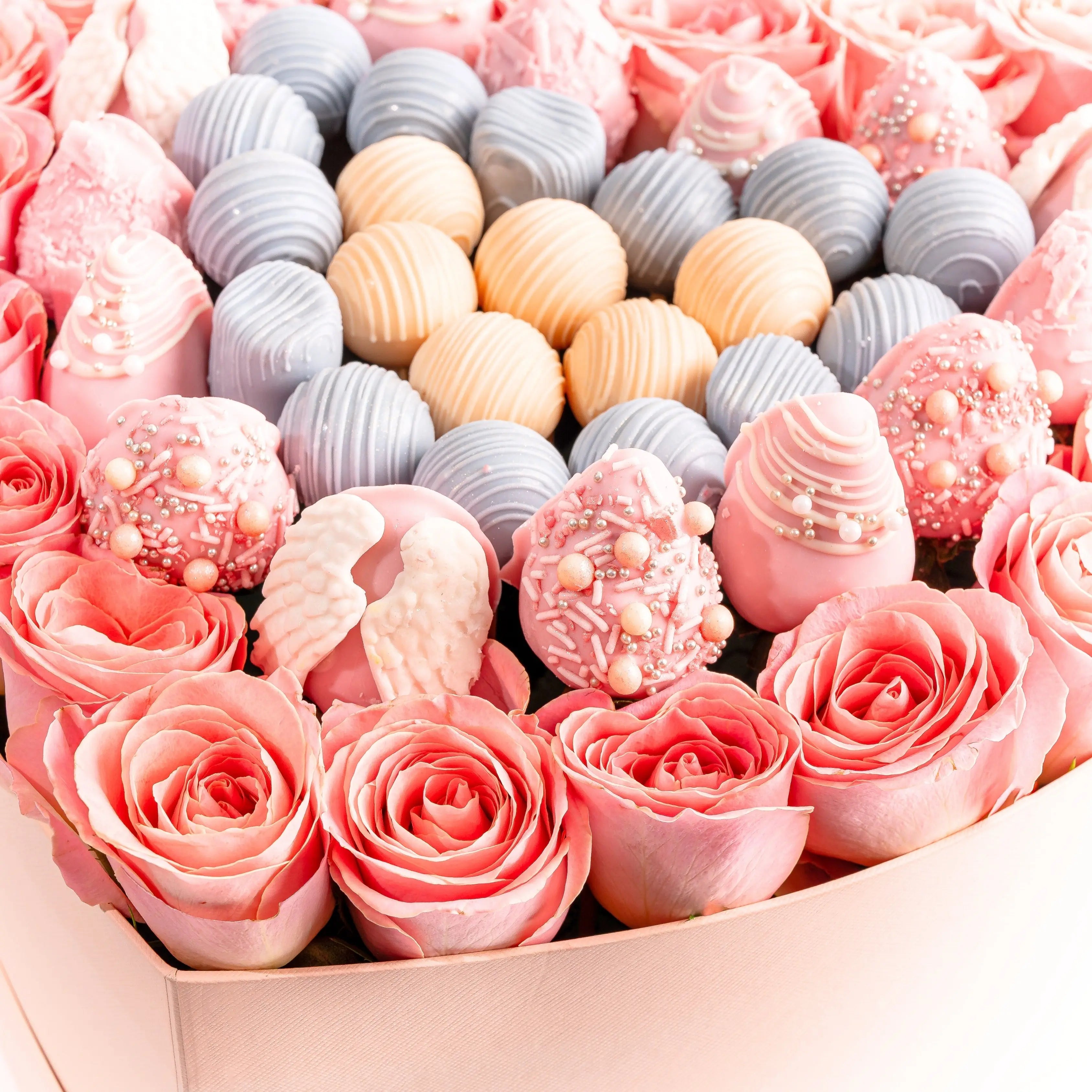 roses-assorted-truffles-and-designer-strawberries-hamper-dubai