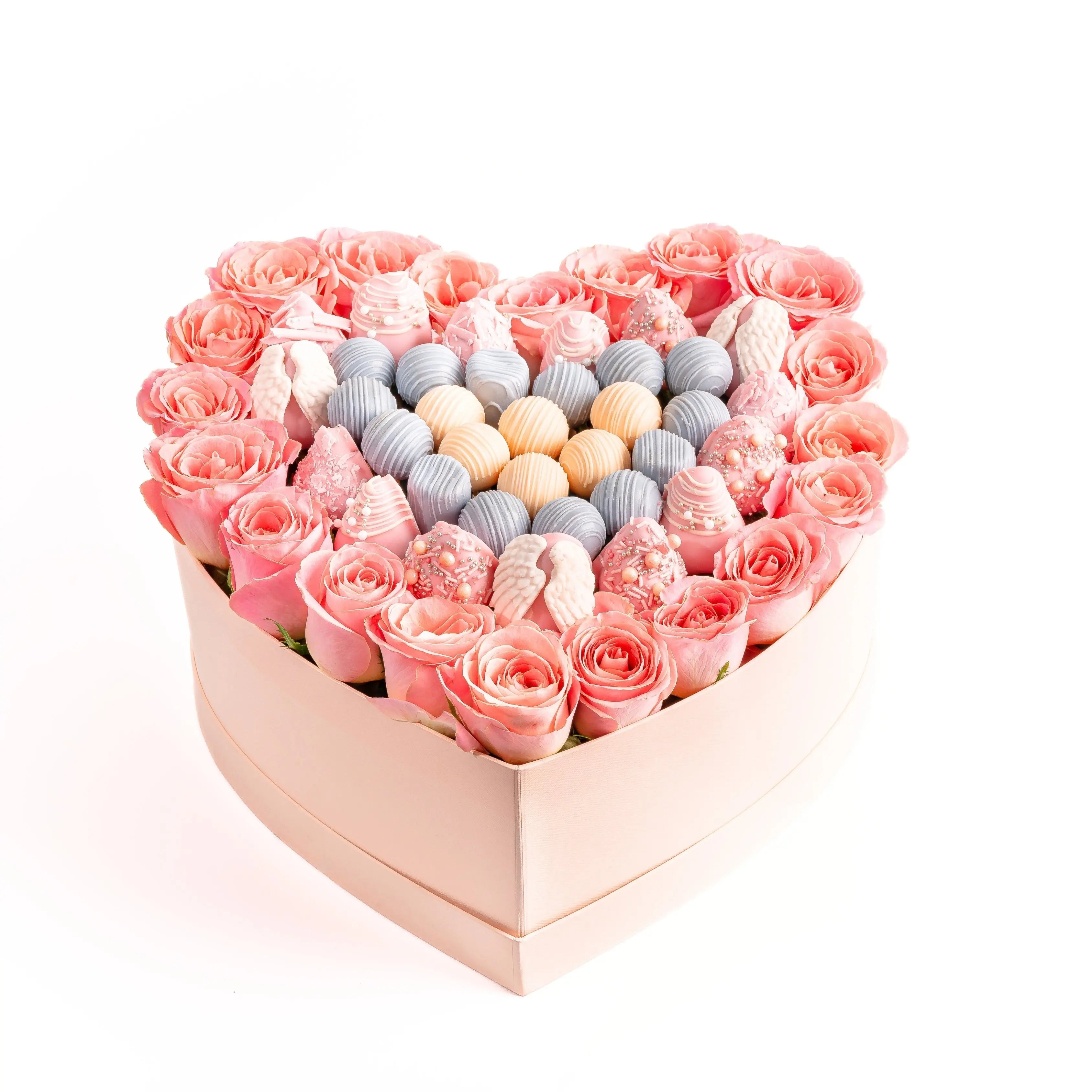 roses-assorted-truffles-and-designer-strawberries-hamper-dubai