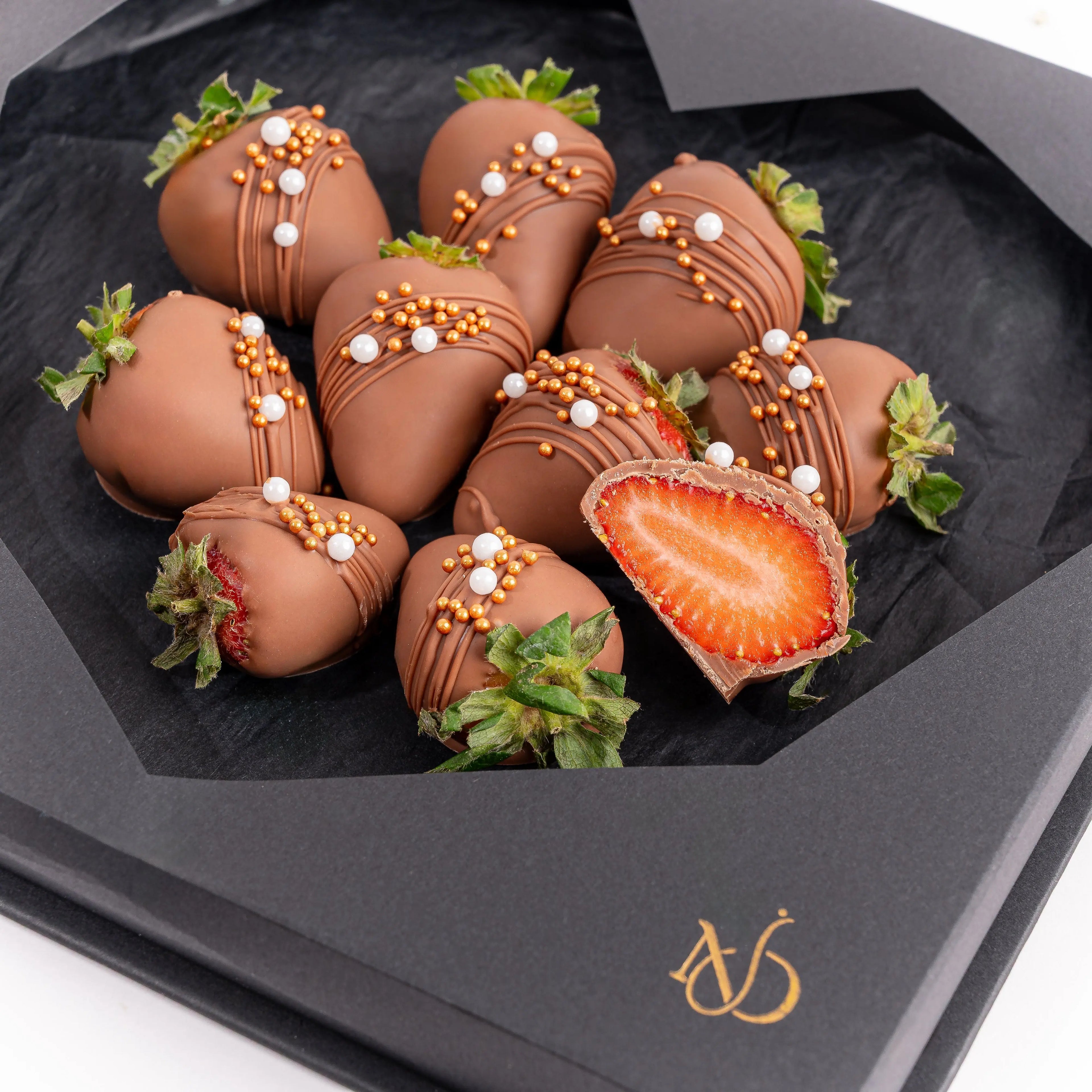 berries-and-heart-dubai