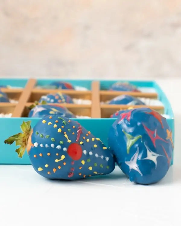 diwali-theme-chocolate-covered-strawberries-dubai