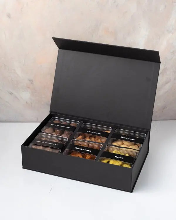 premium-sweet-and-savory-gift-box-dubai