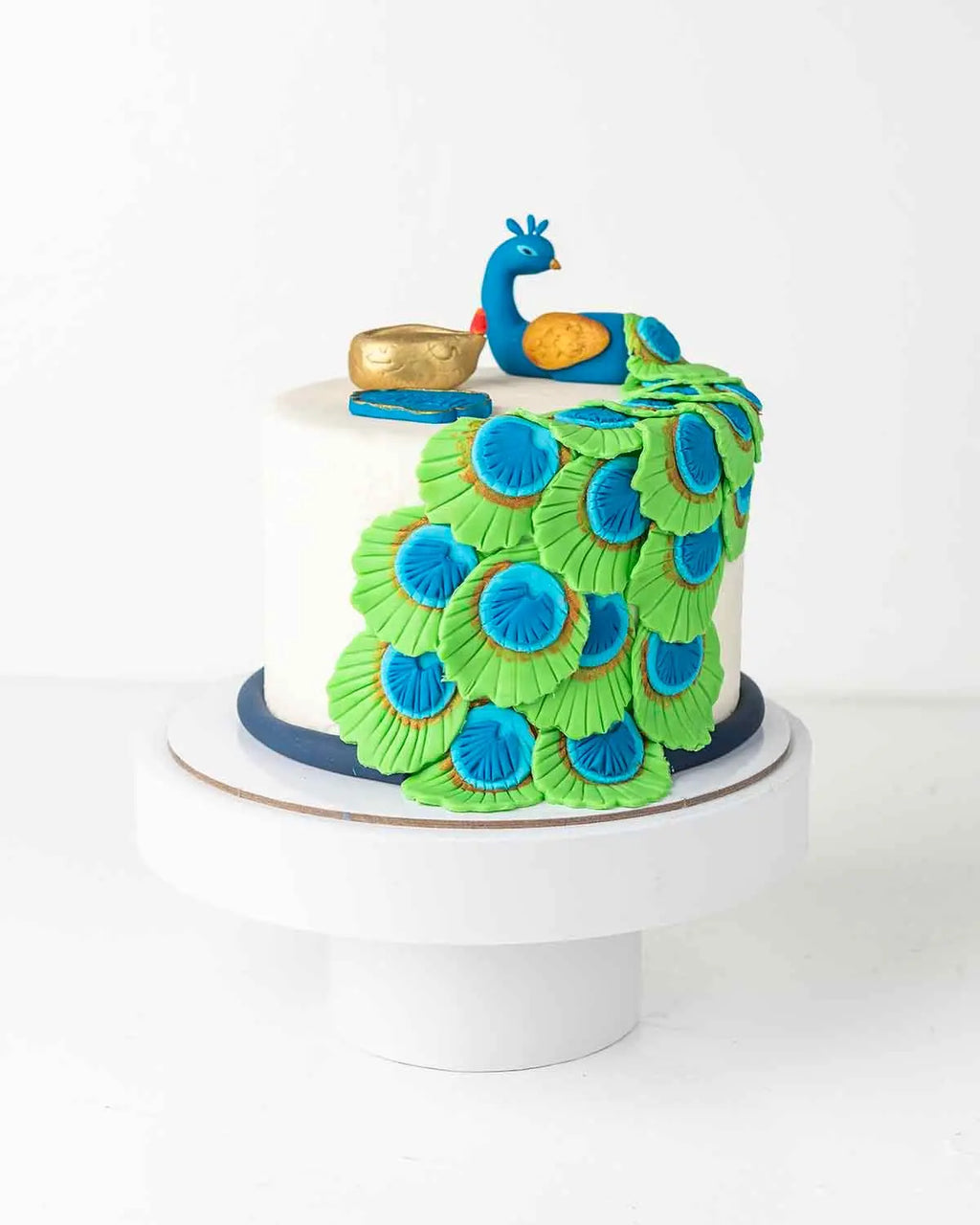 1kg-peacock-cake-dubai