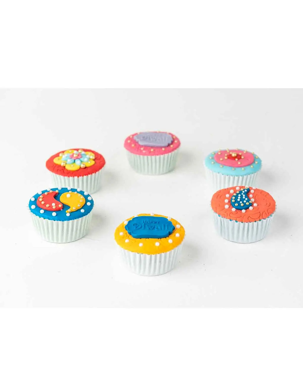 diwali-colorful-cupcakes-dubai