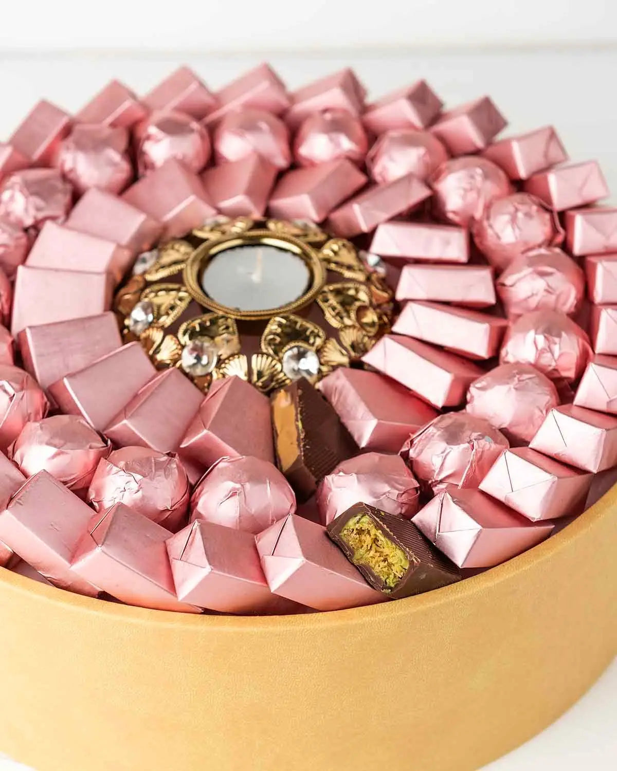 66-chocolate-hamper-dubai