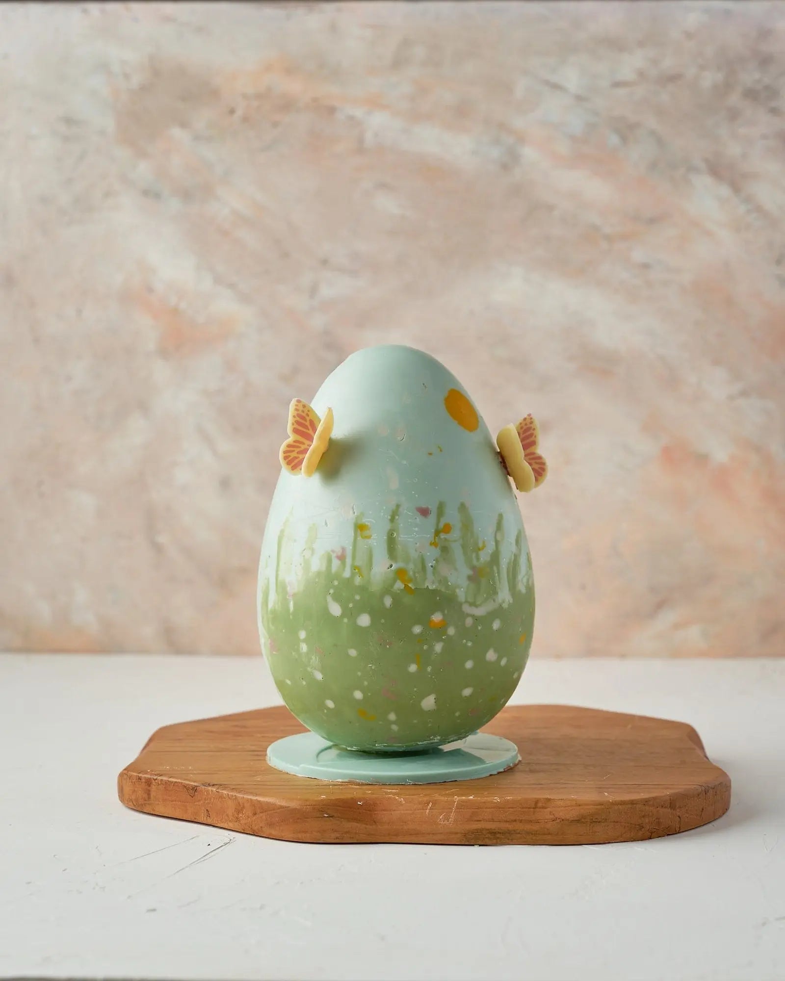 hand-designed-easter-egg-dubai