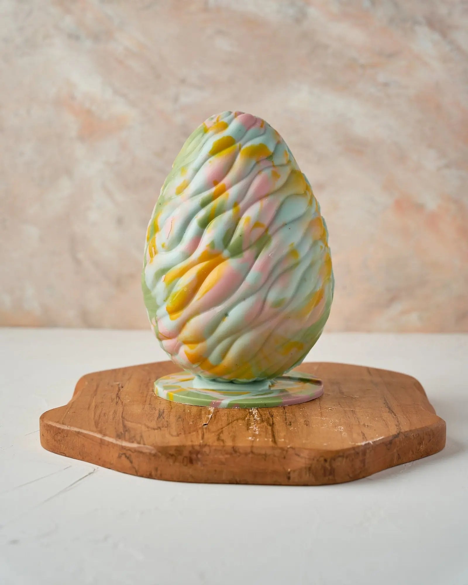 blue-marble-effect-easter-egg-dubai
