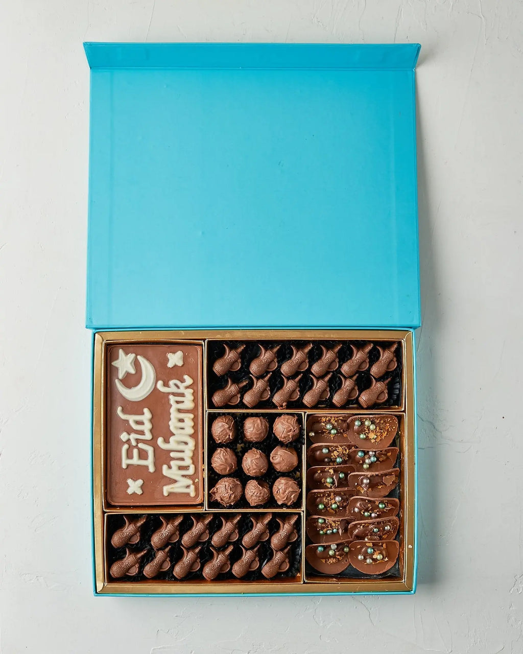 assorted-eid-gift-box-dubai