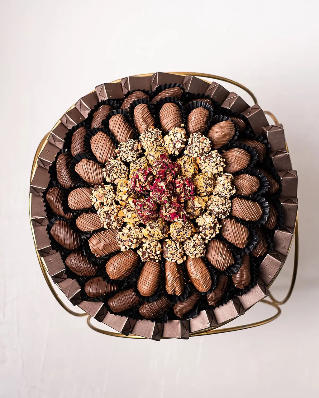 table-style-arrangement-dubai
