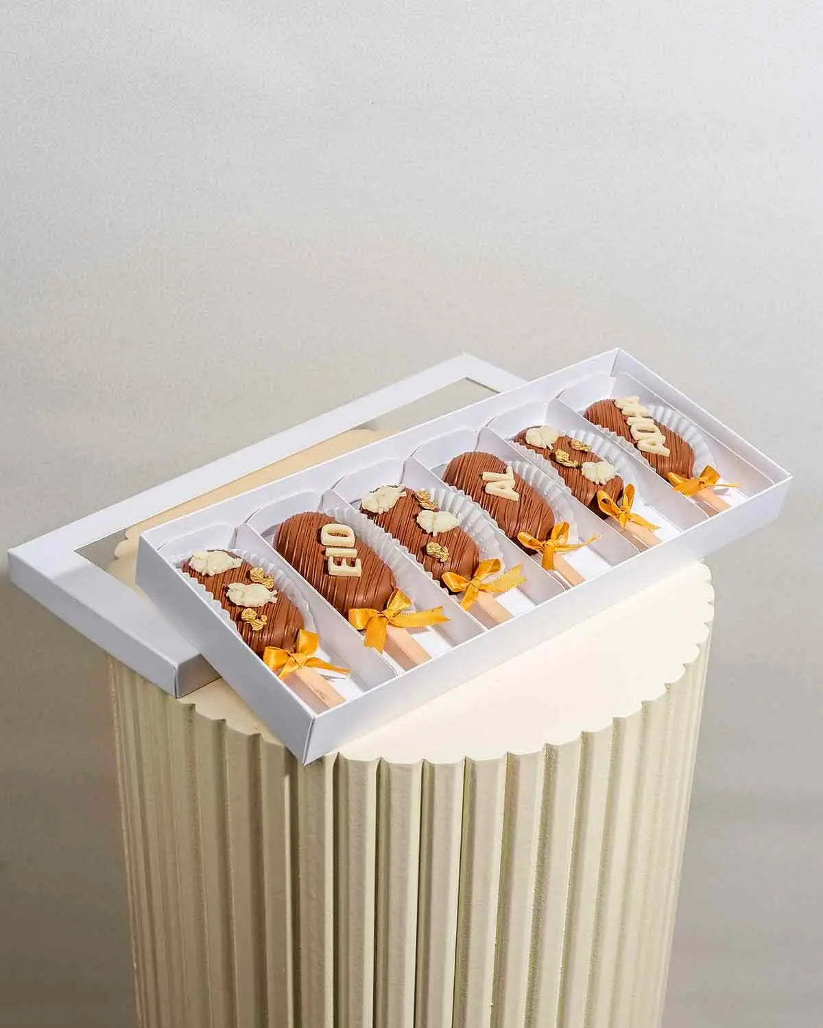 milk-chocolate-cakesicles-box-dubai