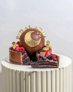 eid-chocolate-cake-with-fresh-fruits-dubai