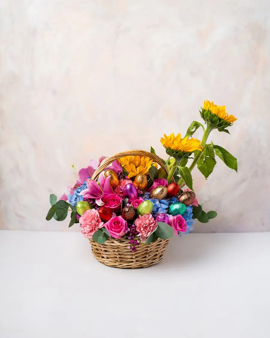 flowers-and-egg-basket-arrangement-dubai