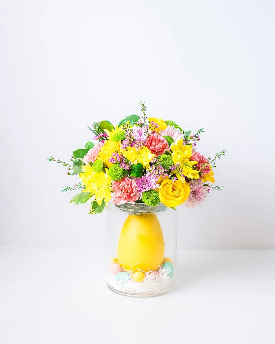 spring-bouquet-with-large-egg-dubai