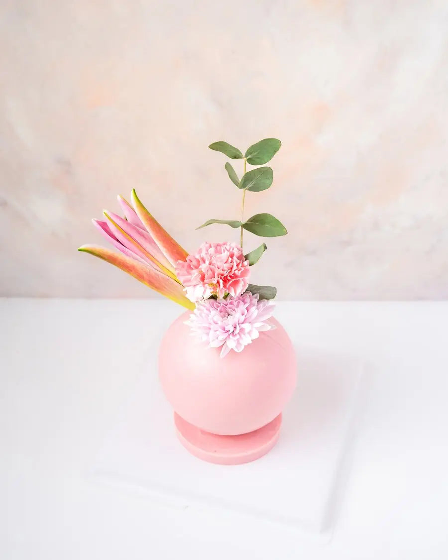 3d-cake-with-flower-dubai