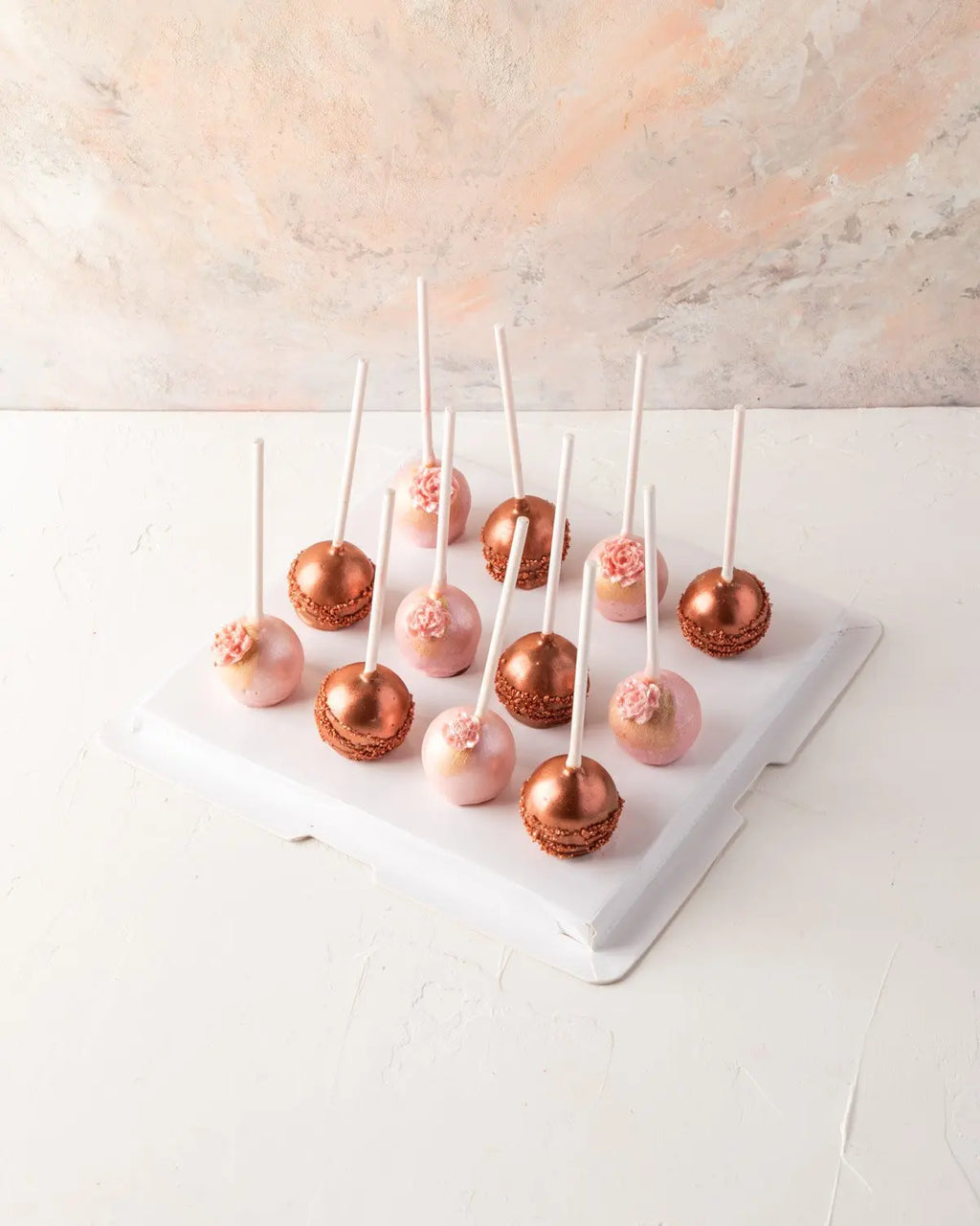 dazzling-cake-pops-dubai