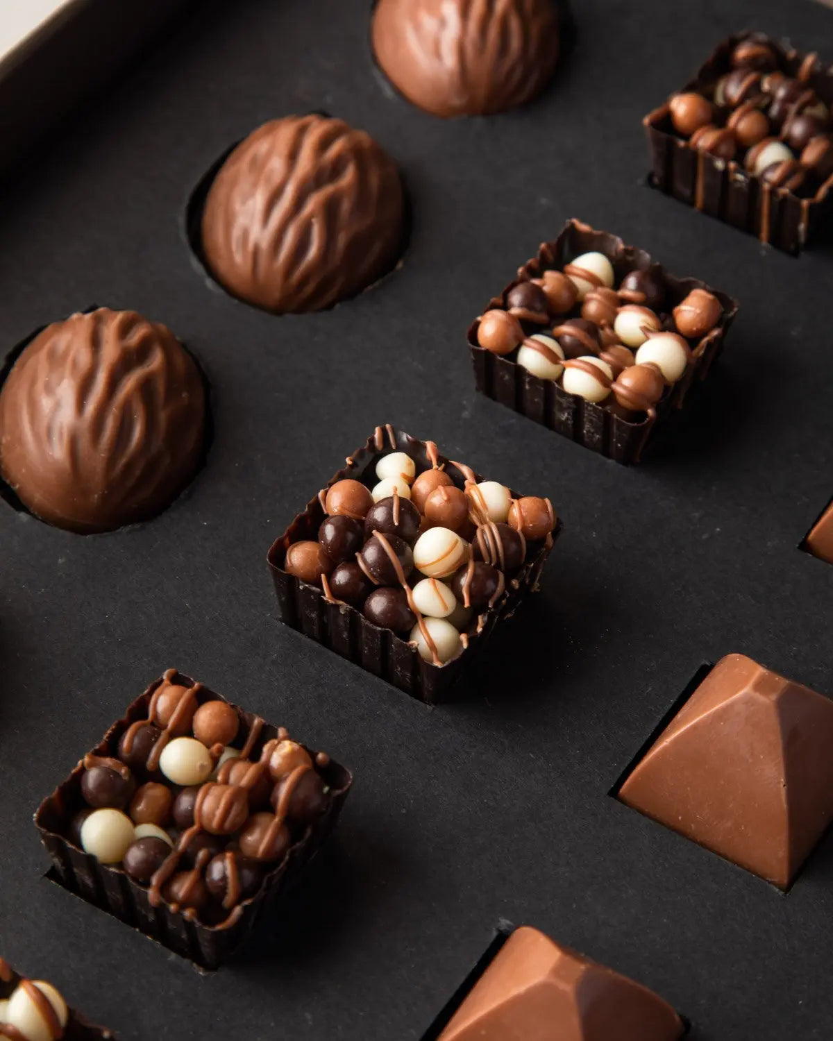 assorted-30-pieces-collection-dubai