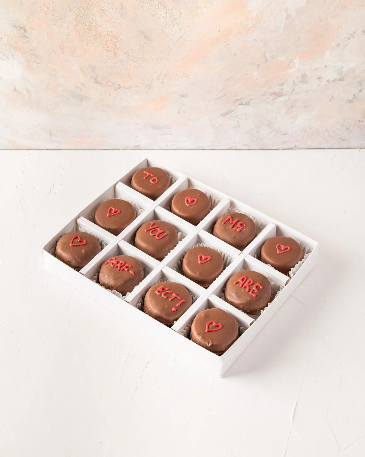 personalized-chocolate-oreos-dubai