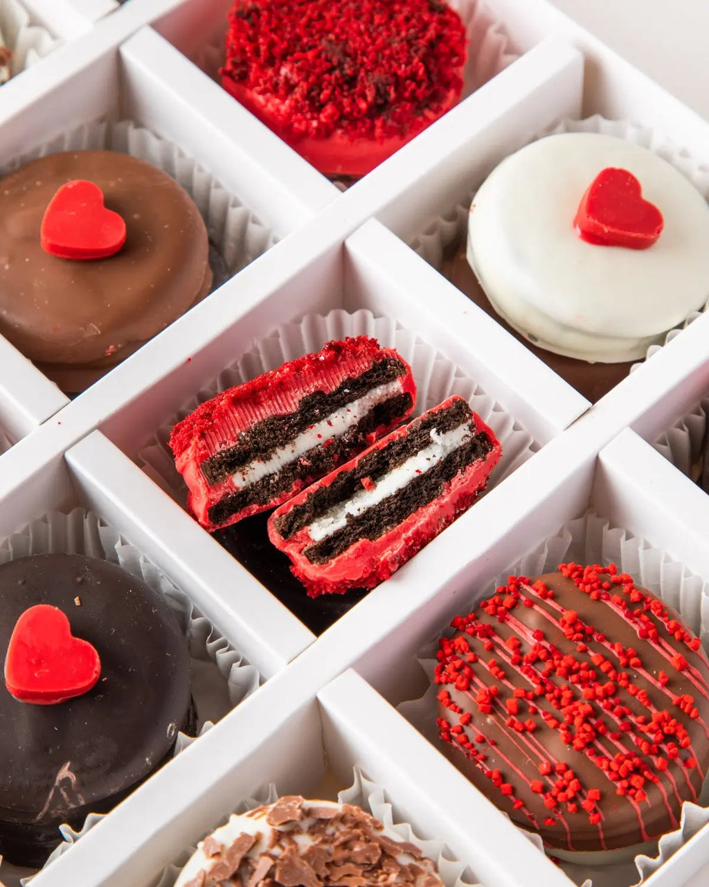 red-velvet-oreos-dubai