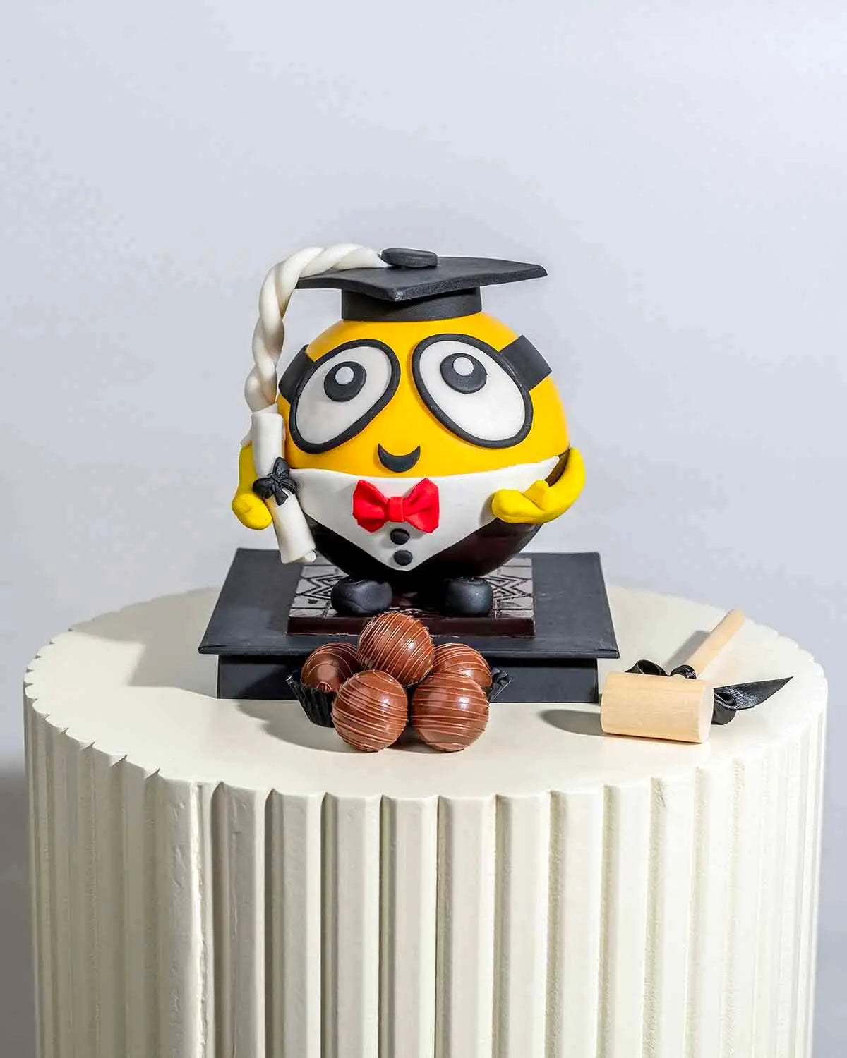 graduation-theme-minion-dubai