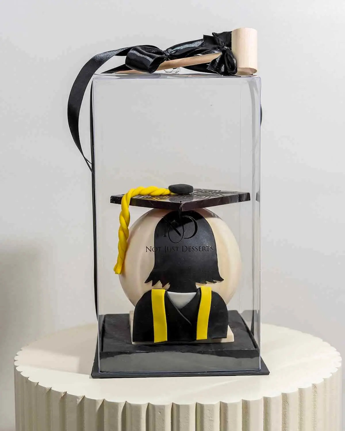 graduation-theme-smash-ball-gift-dubai