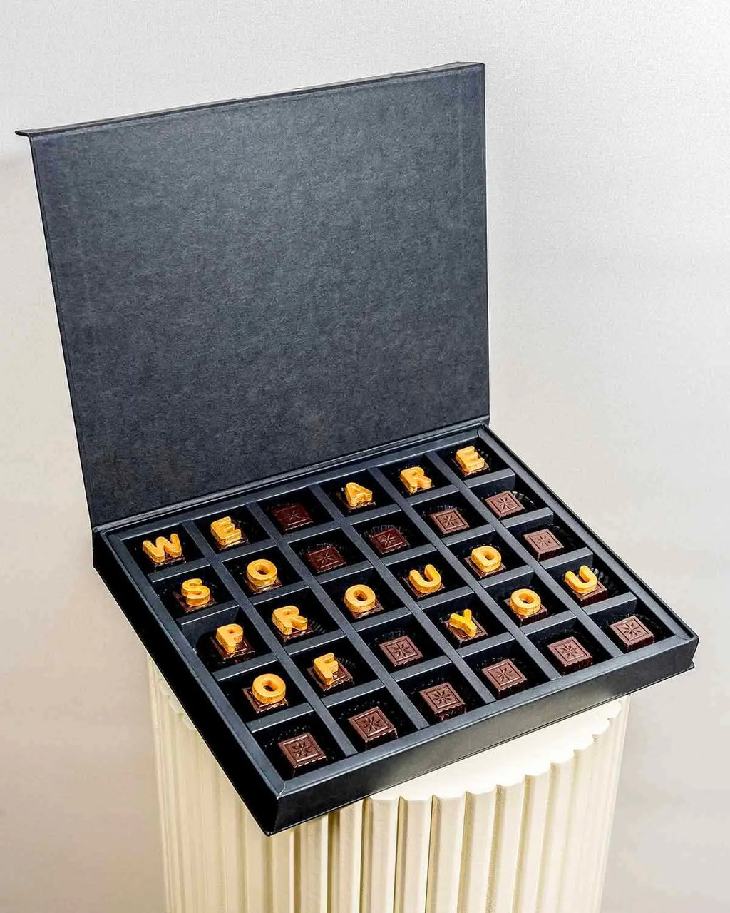 graduation-theme-chocolates-dubai