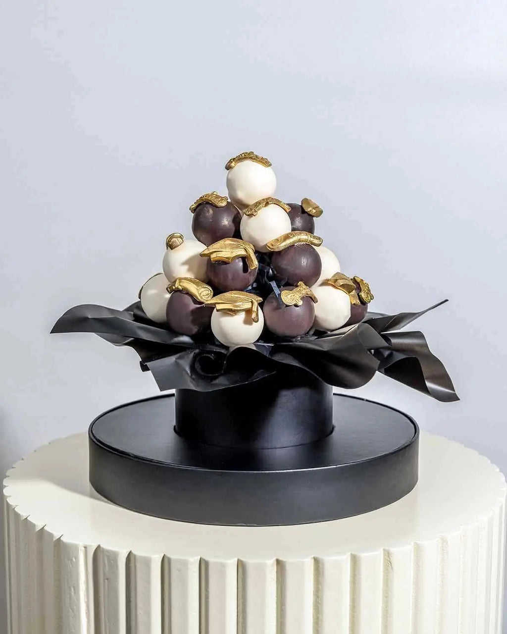 graduation-theme-cake-pops-assortment-dubai