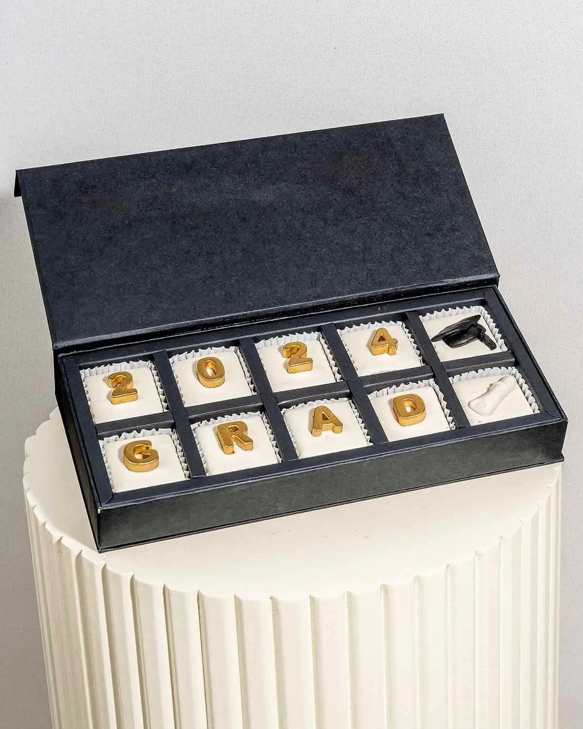 10-graduation-chocolate-dubai