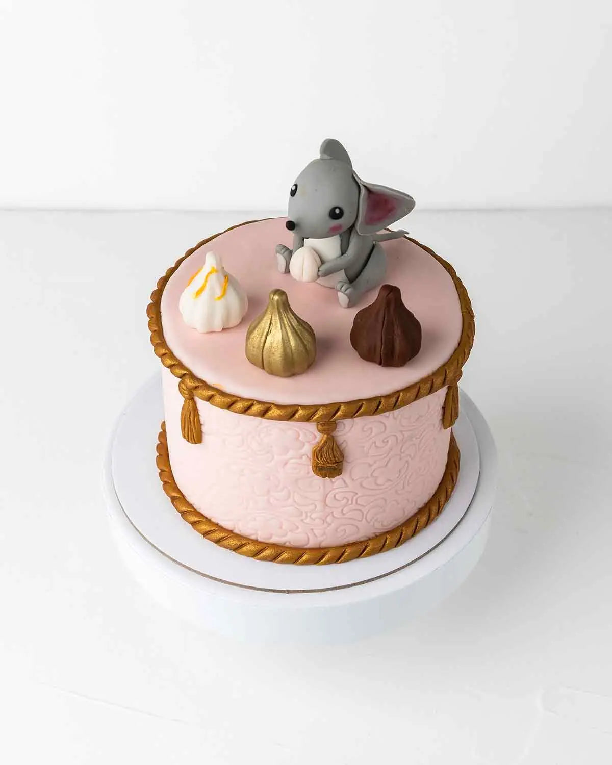 modak-and-mouse-theme-ganpathi-cake-dubai