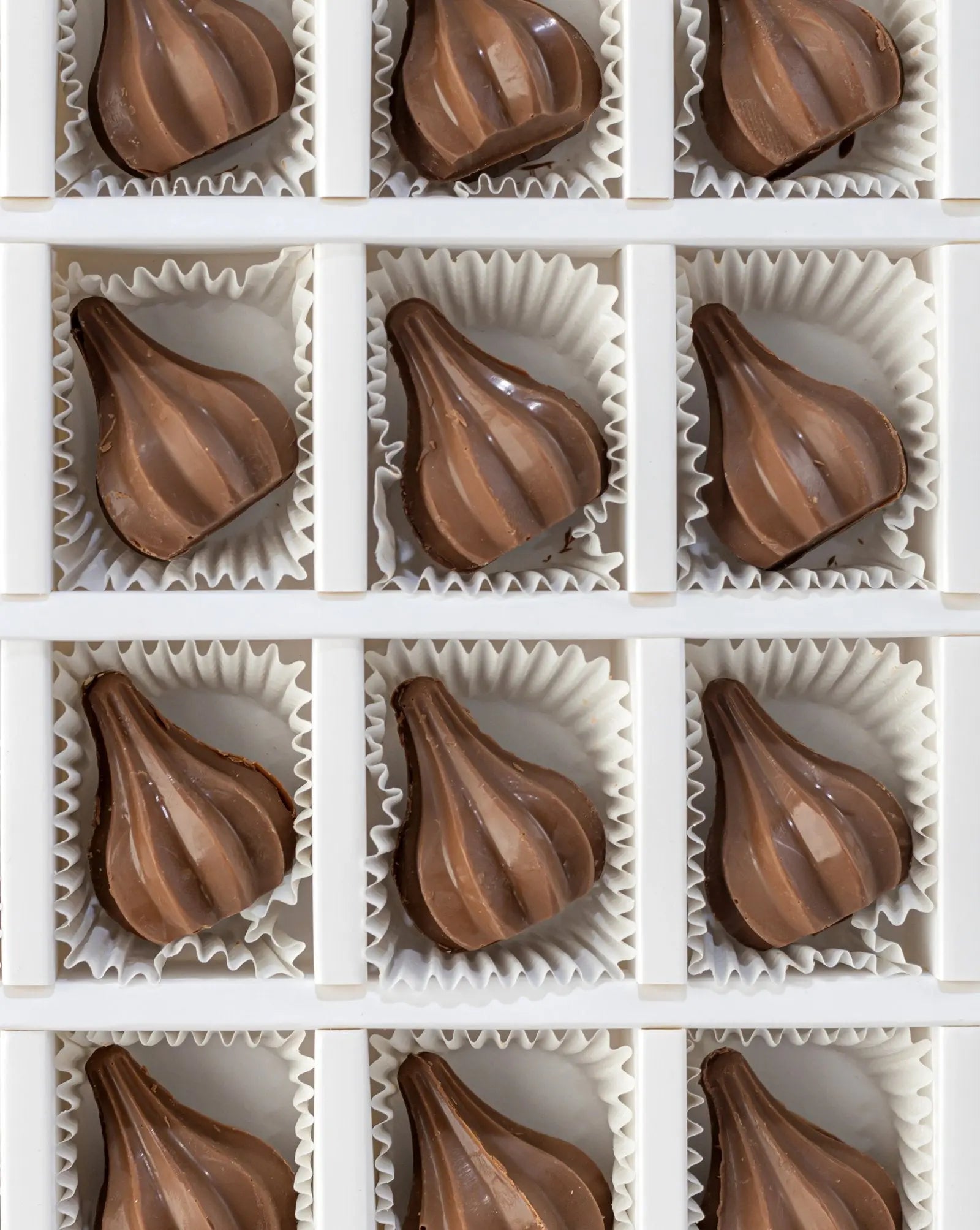 20-milk-chocolate-modaks-dubai