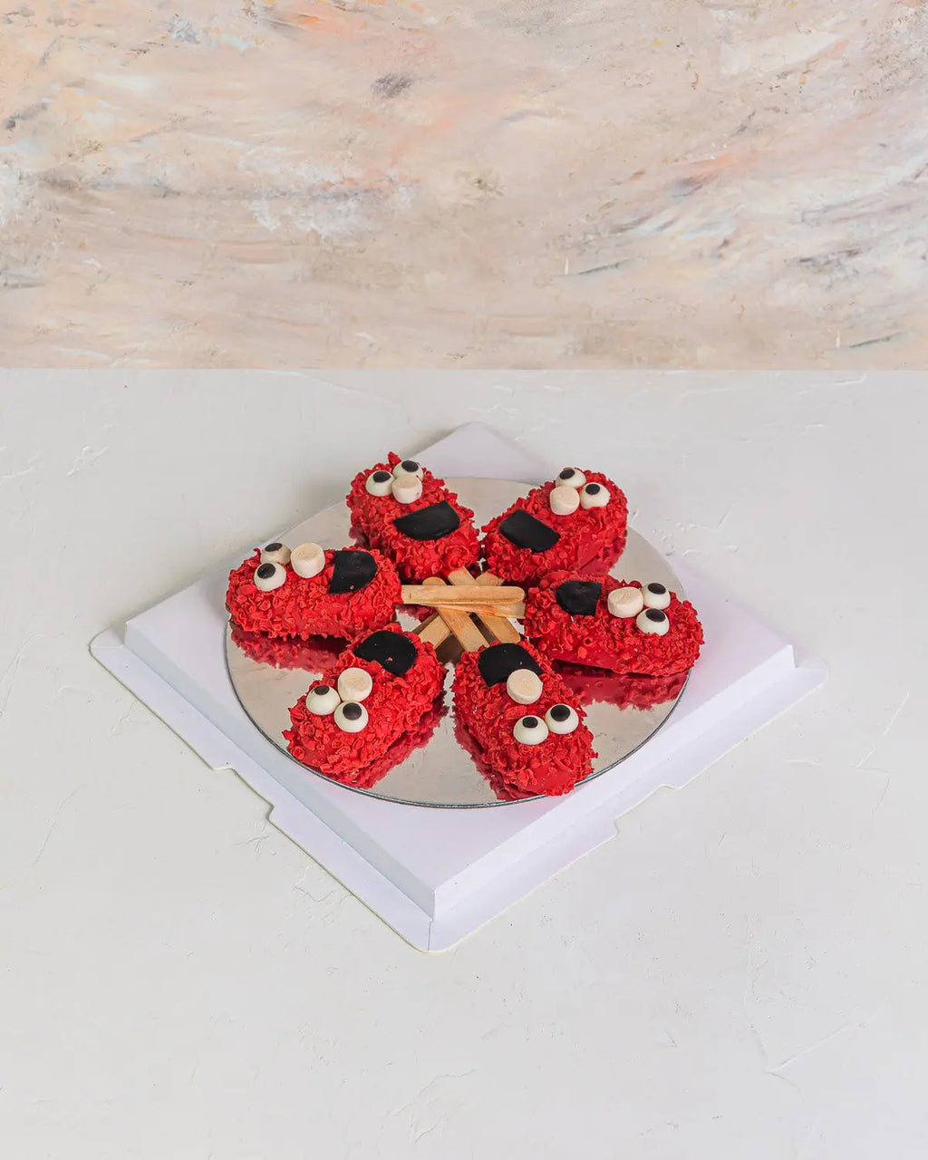 halloween-cakesicles-dubai