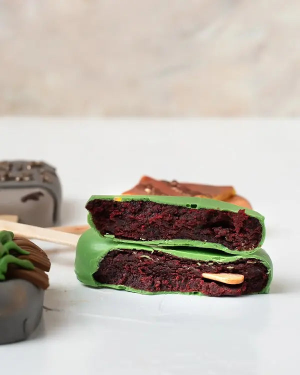 halloween-cakesicles-assortment-dubai