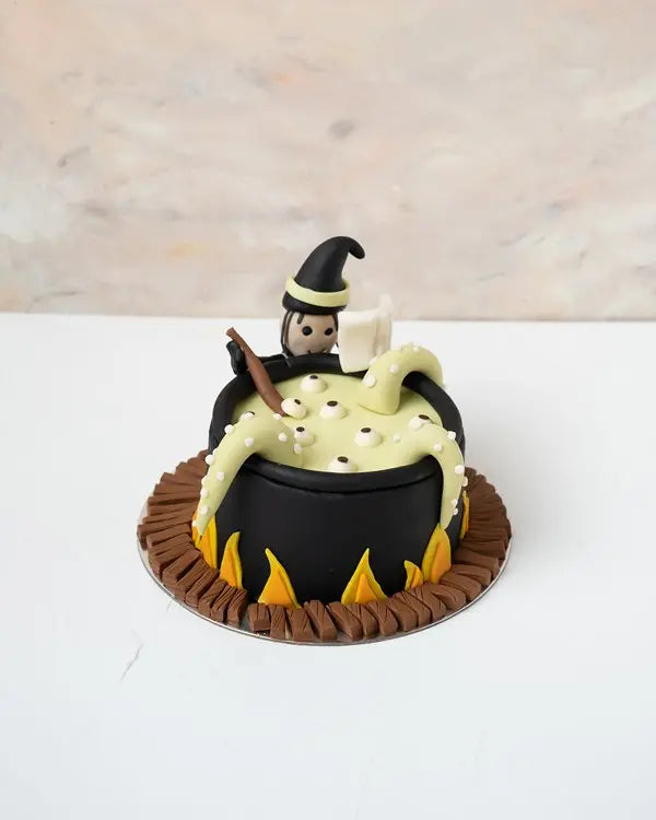 witches-cauldron-cake-dubai