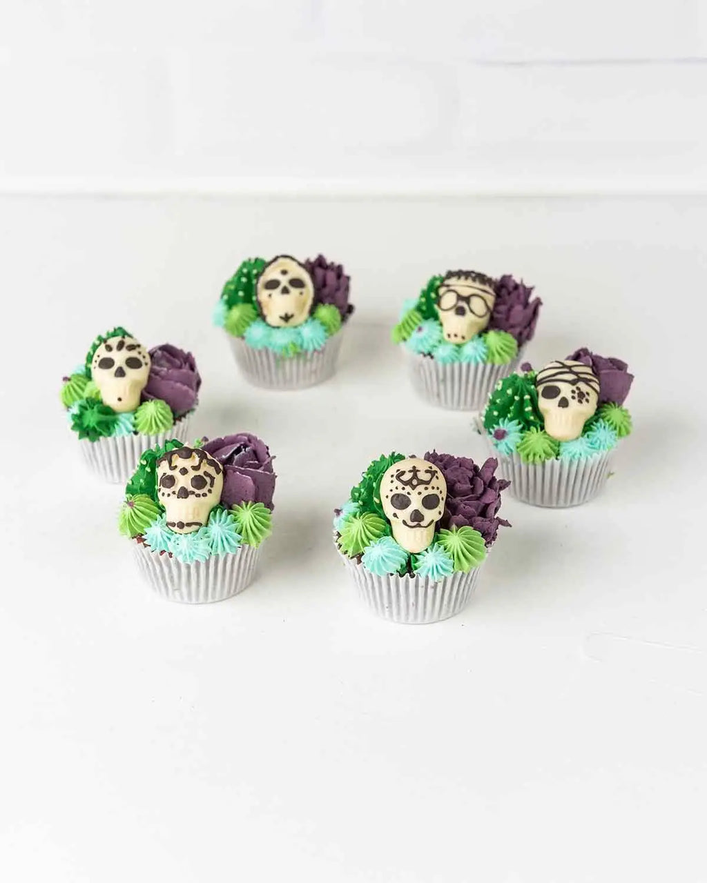 succulent-and-skeleton-cupcakes-dubai