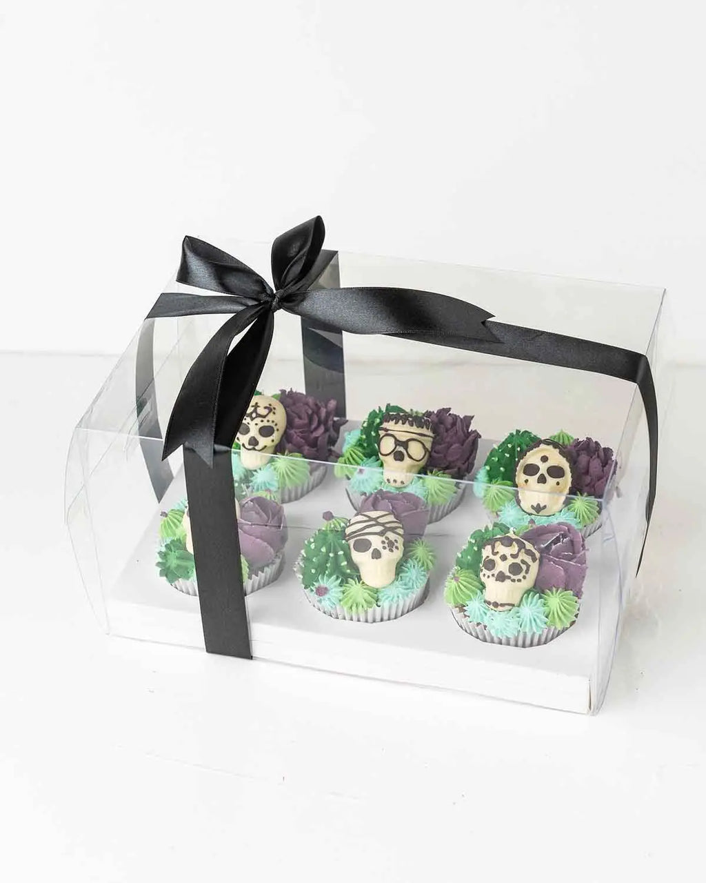 succulent-and-skeleton-cupcakes-dubai