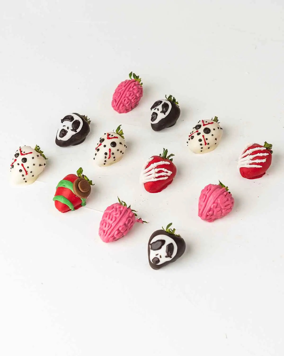 ghost-and-skeleton-chocolate-strawberries-dubai